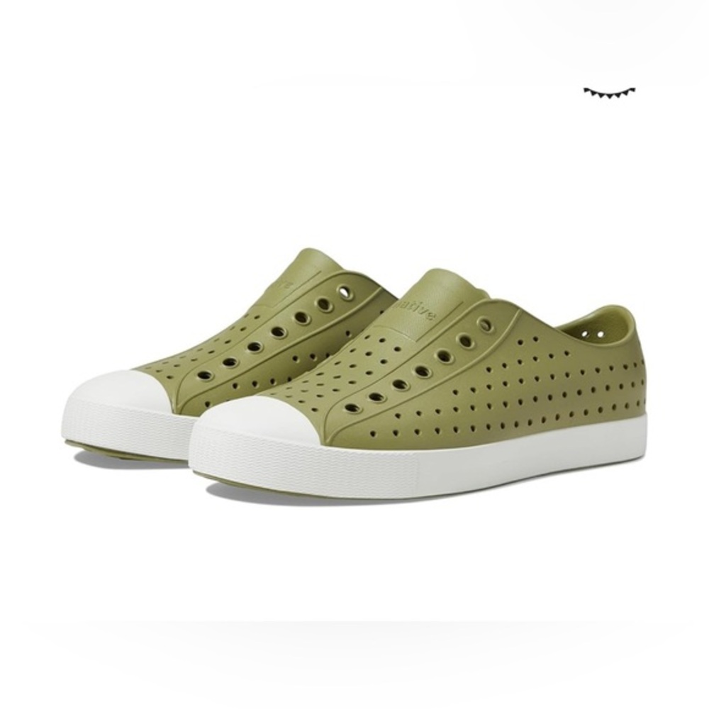 NATIVE - Jefferson Slip on Sneakers - NEW